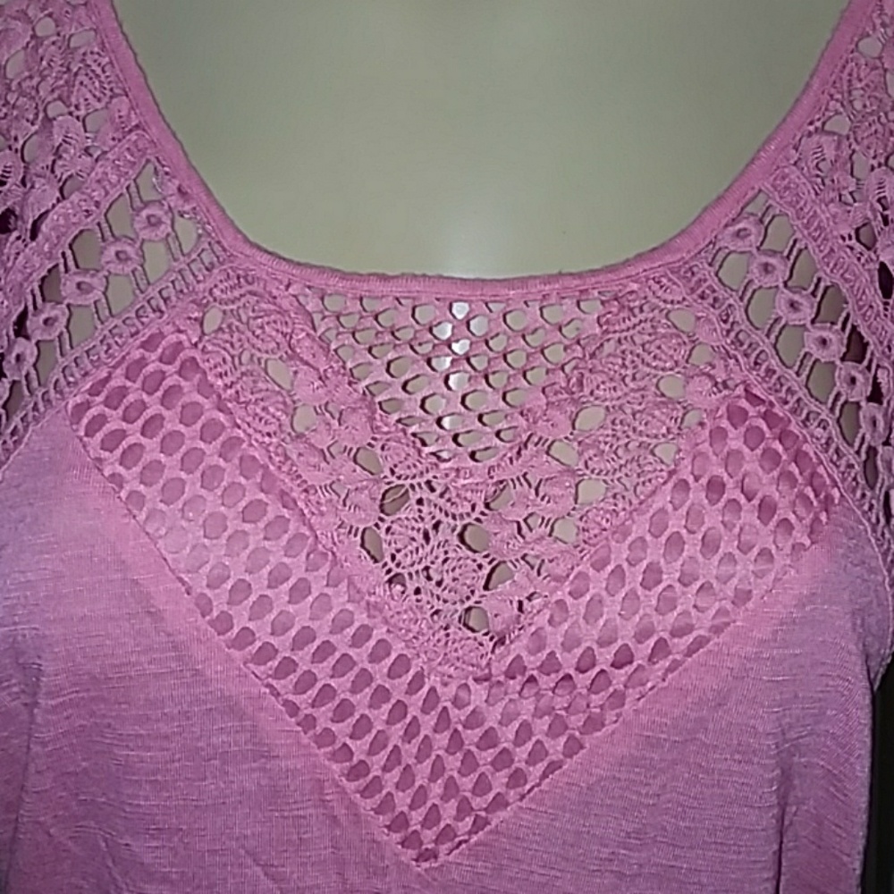 Shirt - Picture 2 of 4